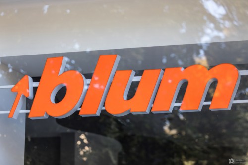 Наружная реклама для «Blum»
