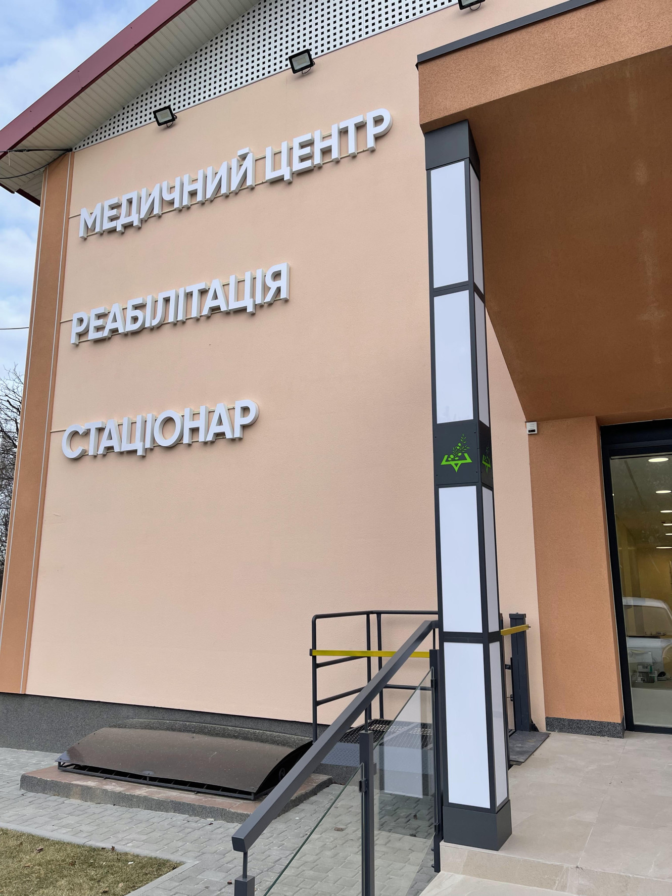 Стелы и пилоны - 2